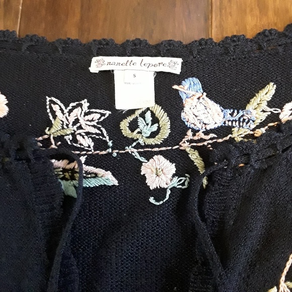 - ⭐️⭐️- Nanette Lepore floral Lovesong embroidered cardigan.. RARE find. - Picture 8 of 8